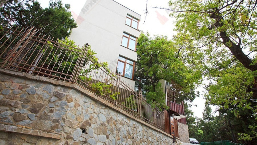 Private house of 280 m2 in the village. Gaspra