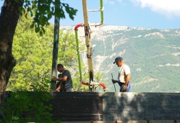 uploads/479/gallery/02-53-16.still052.jpg 02-53-16.still052.jpg