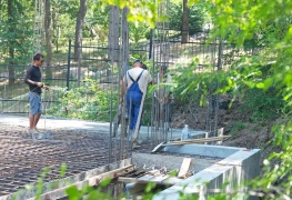 uploads/479/gallery/06-03-15.still049.jpg 06-03-15.still049.jpg