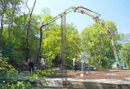 uploads/479/gallery/06-11-06.still050.jpg 06-11-06.still050.jpg