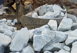 uploads/480/gallery/01-35-06.still061.jpg 01-35-06.still061.jpg