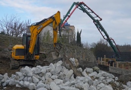 uploads/480/gallery/02-50-17.still067.jpg 02-50-17.still067.jpg